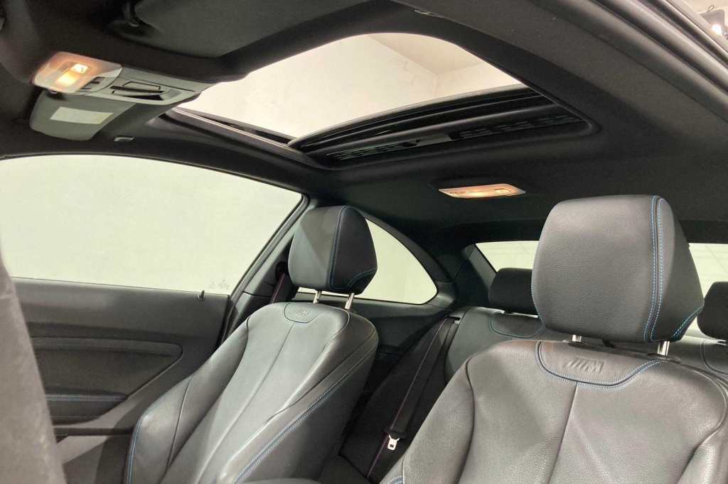 BMW M2 2018 фото 5