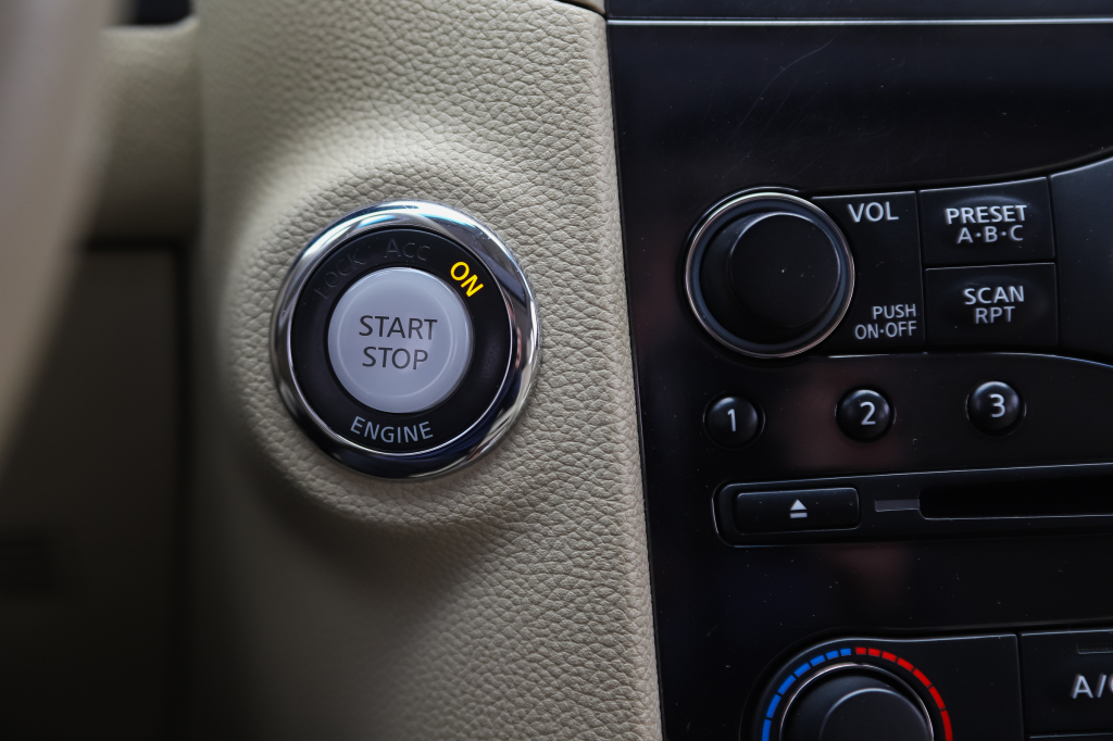 Infiniti FX 50 S 2008 фото 44