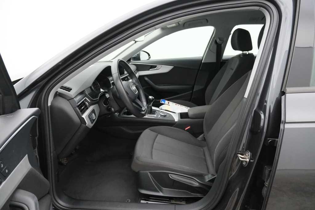 Audi A4 Avant 2016 фото 1