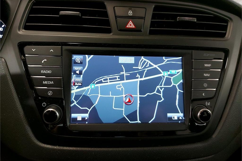 Hyundai i20 2018 photo 4