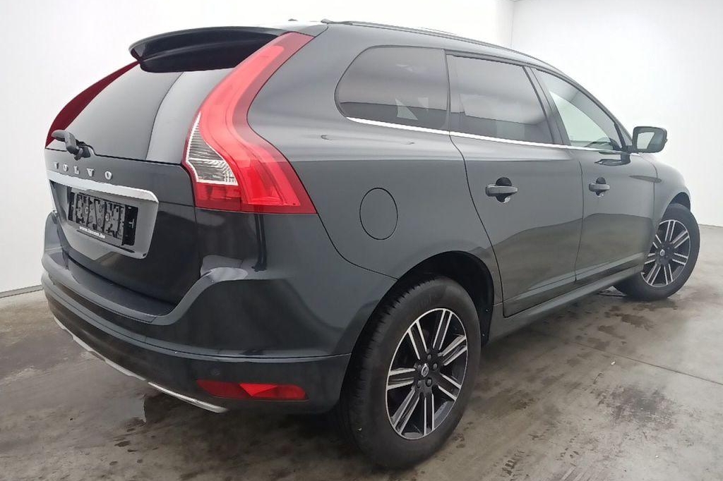 Volvo XC60 2017 photo 4