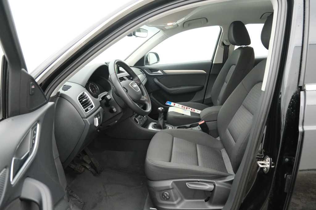 Audi Q3 2017 фото 3