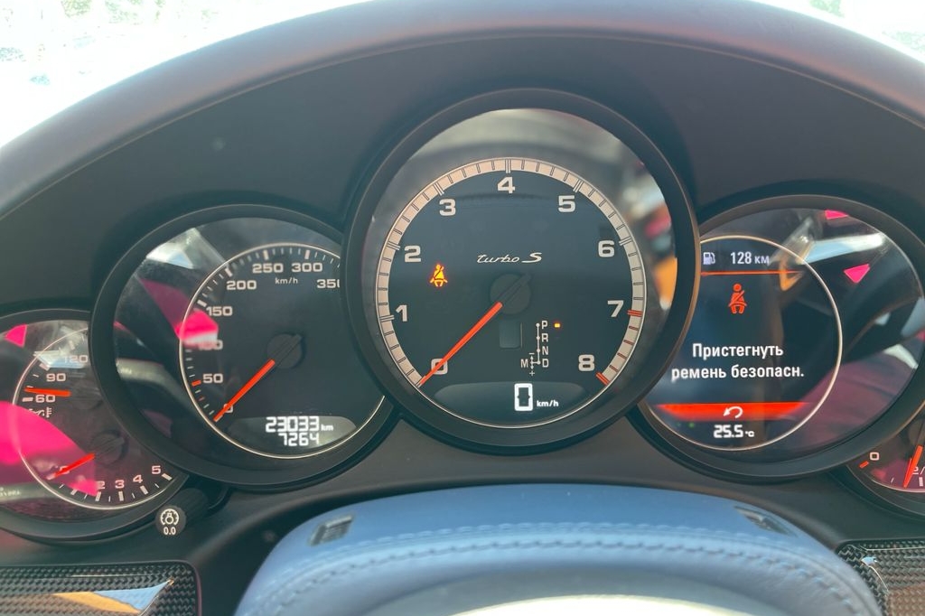Porsche 911 TURBBO S 2016 photo 13