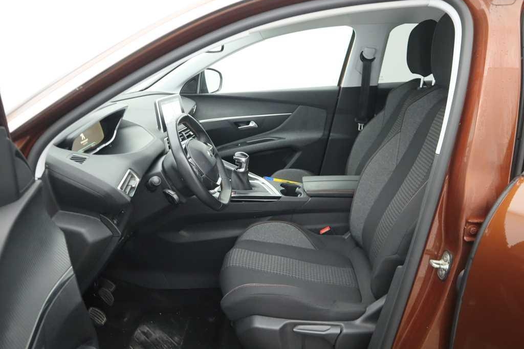 Peugeot 3008 2017 фото 3