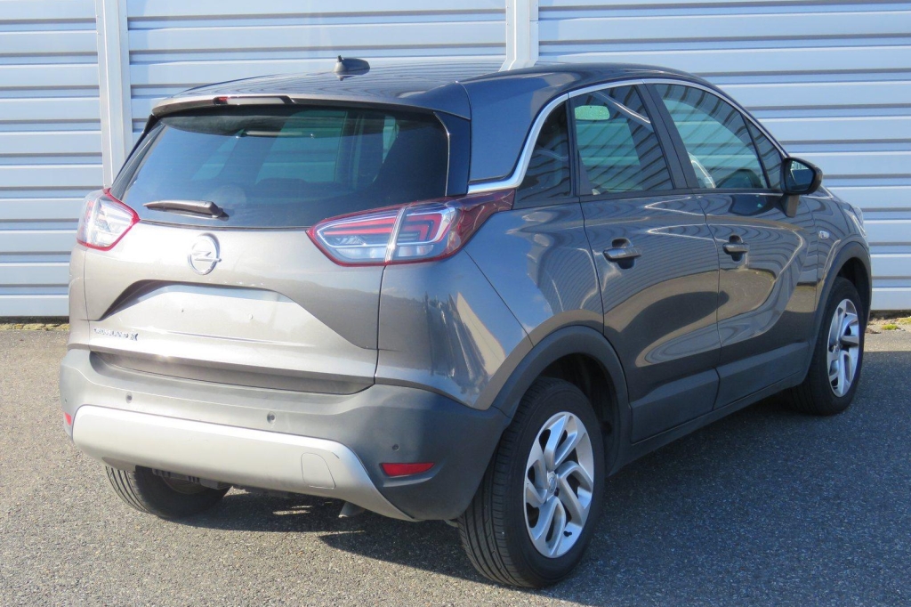 Opel Crossland X 2020 фото 2