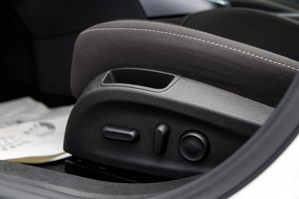 Opel Astra J Sports Tourer 2015 photo 12