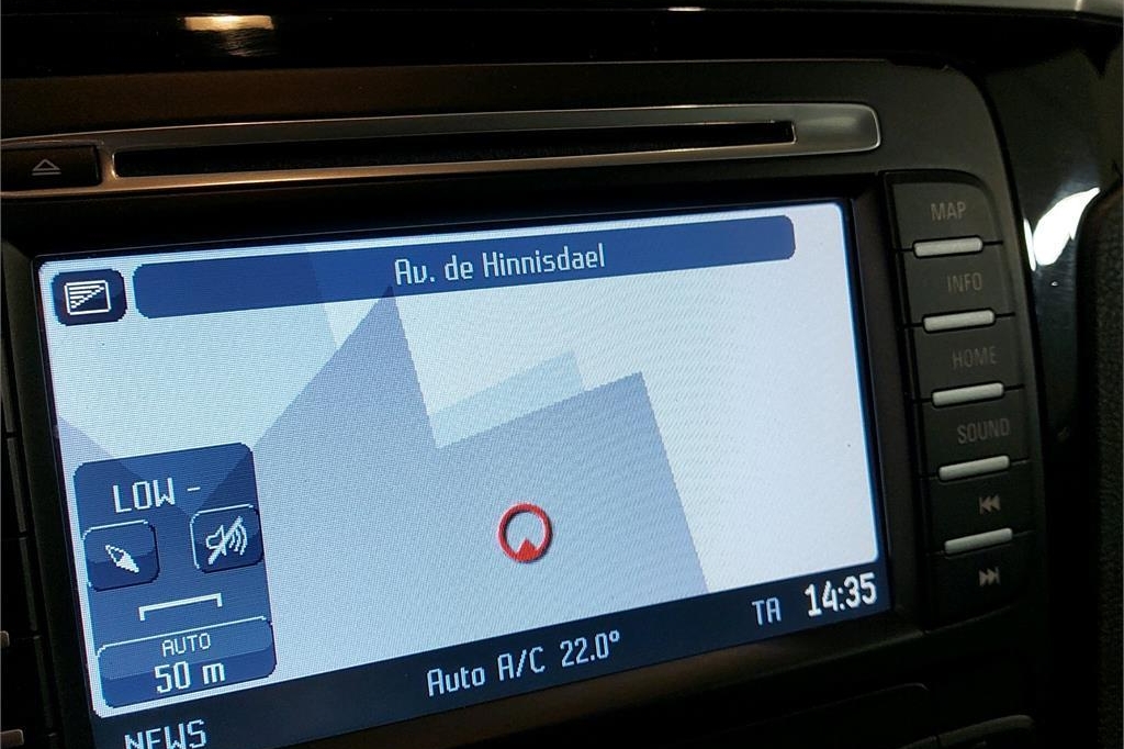 Ford Galaxy 2015 photo 6