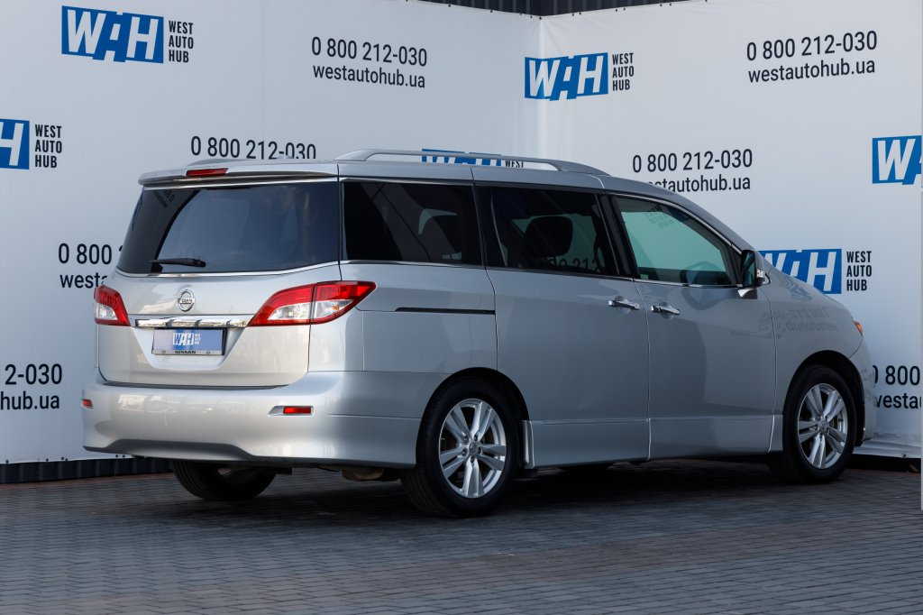 Nissan Quest 2012 фото 4