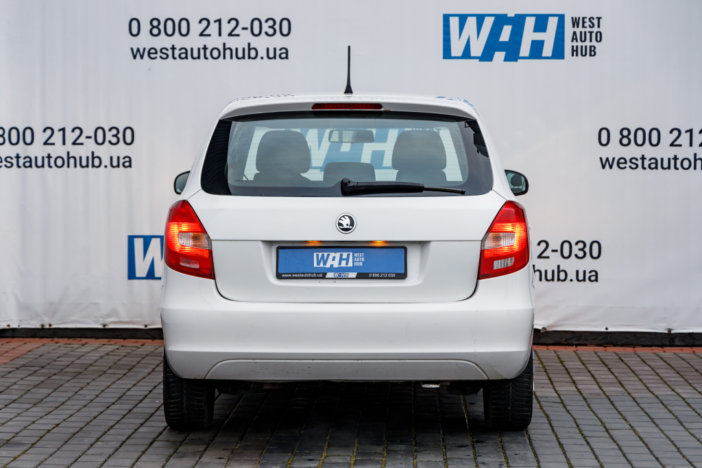 Skoda Fabia 2014 photo 2