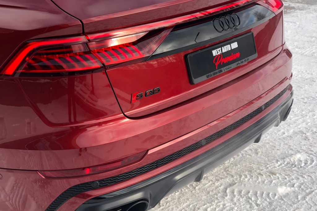 Audi SQ8 2021 фото 8