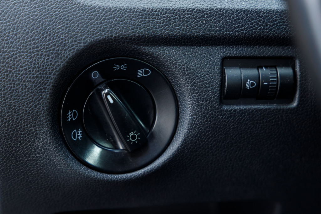 Skoda Fabia 2011 фото 10