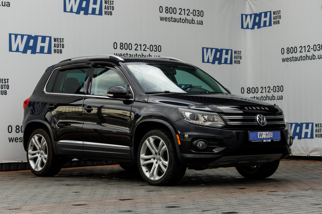 Volkswagen Tiguan S 2012 photo 2