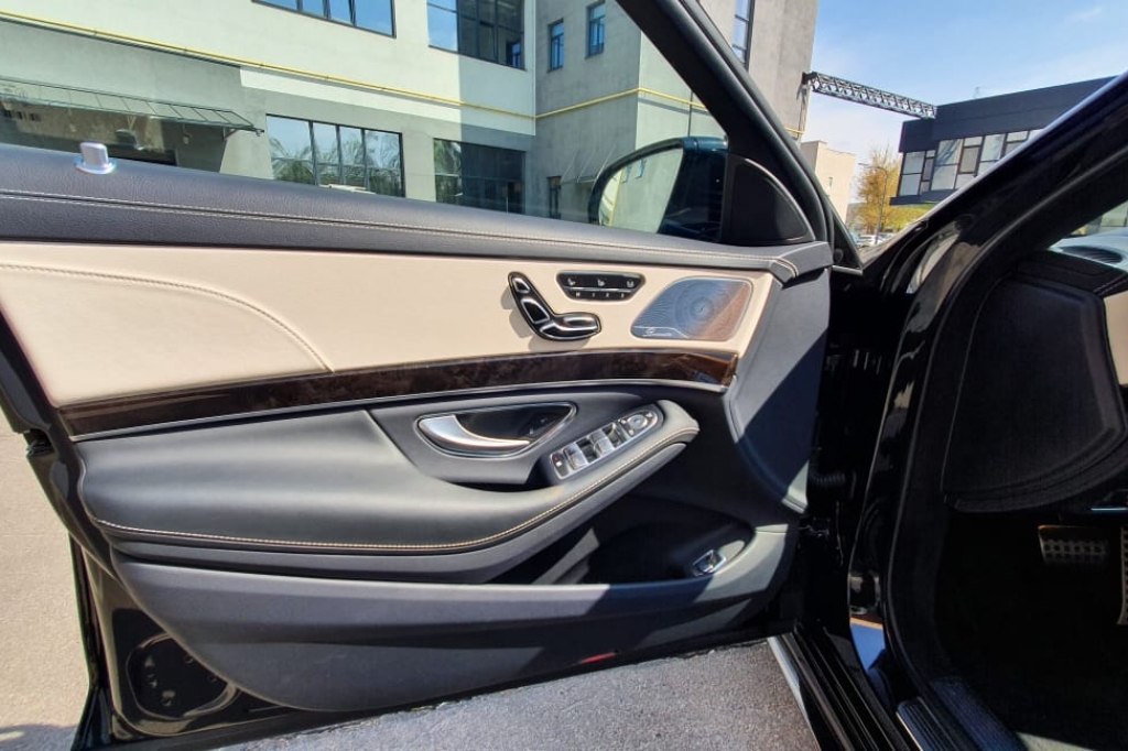 Mercedes-Benz S 400 LONG 4matic 2020 photo 9