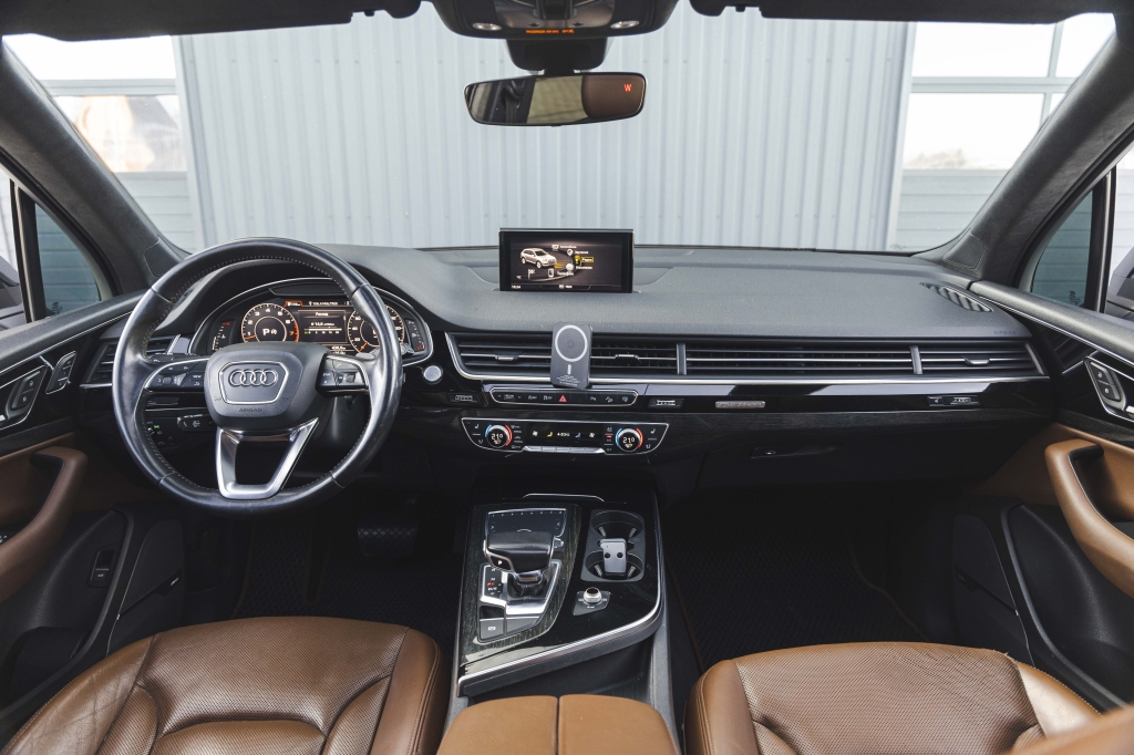 Audi Q7 2016 photo 33