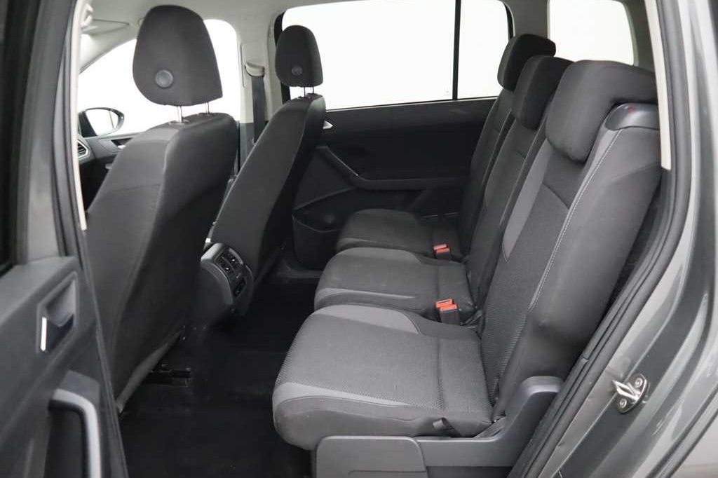 Volkswagen Touran 2015 фото 1