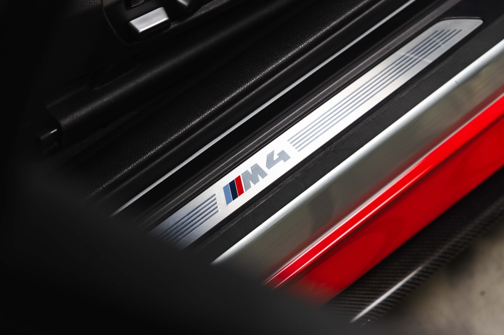 BMW M4 2015 фото BMW M4 2015 фото 25