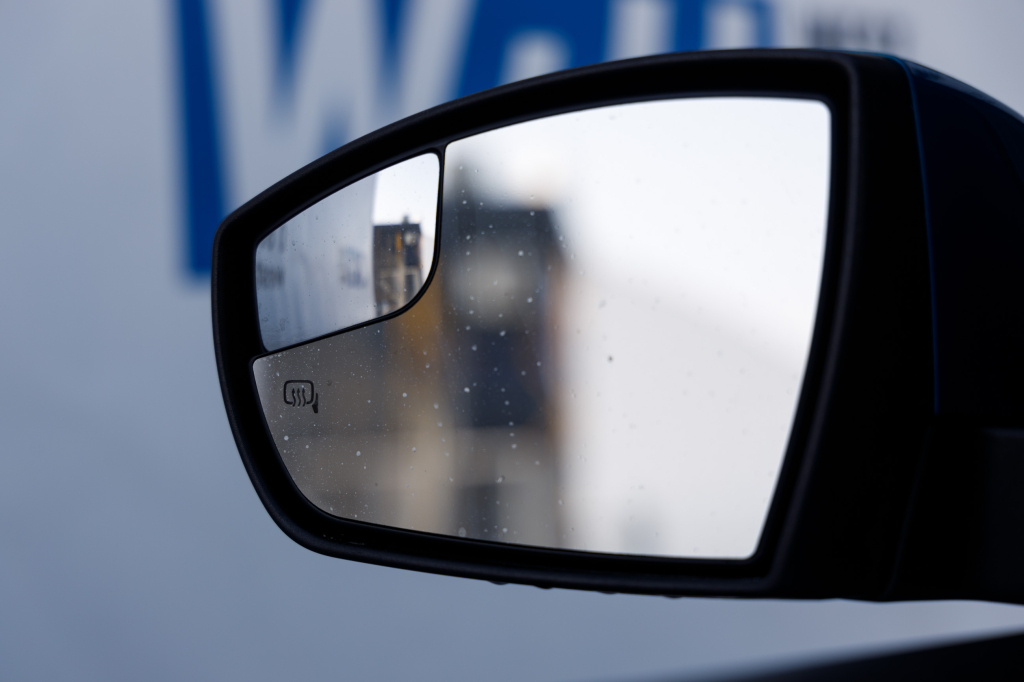 Ford C-Max Hybrid фото 32