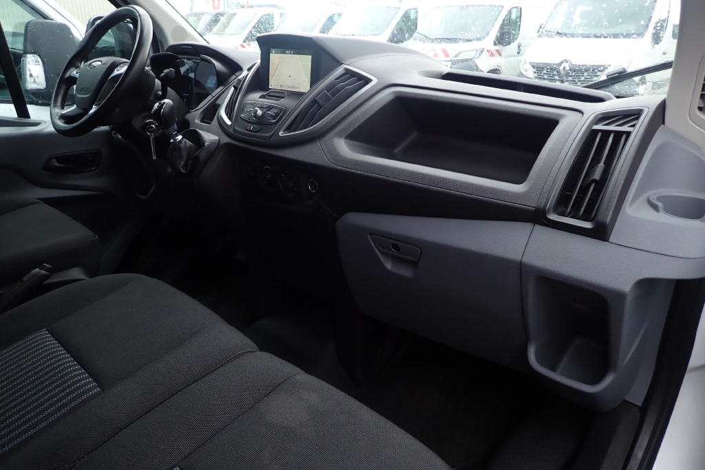 Ford Transit 2017 photo 1