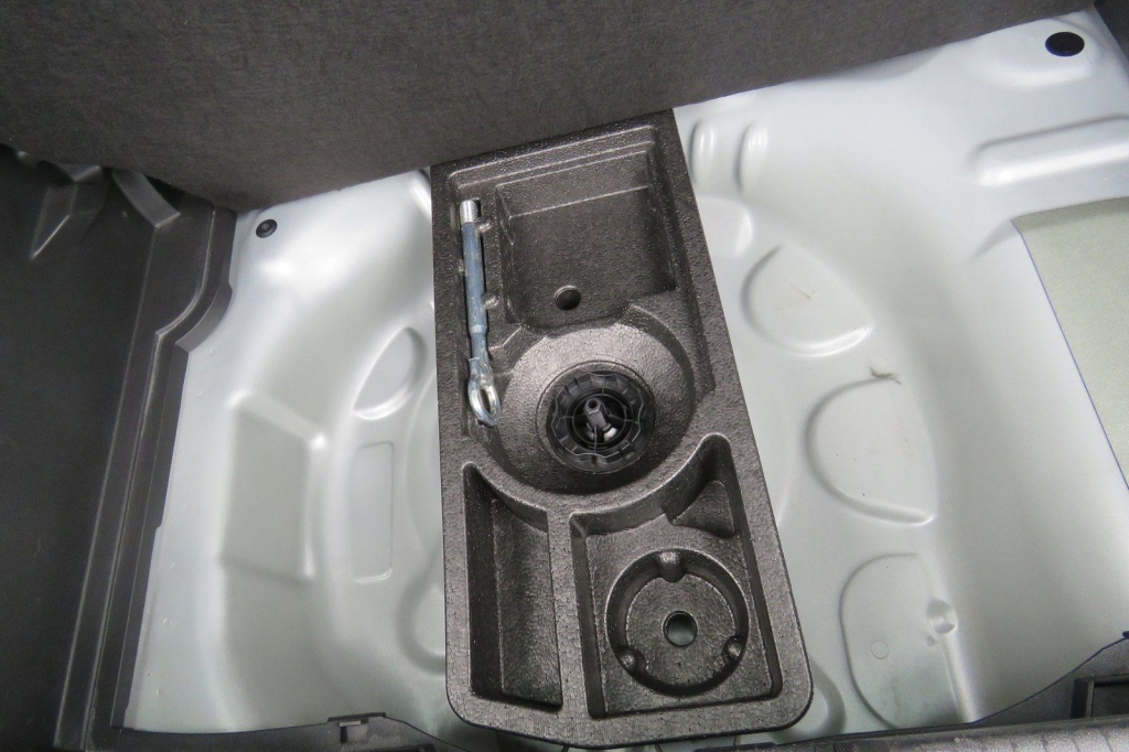 Opel Crossland X 2019 фото 14