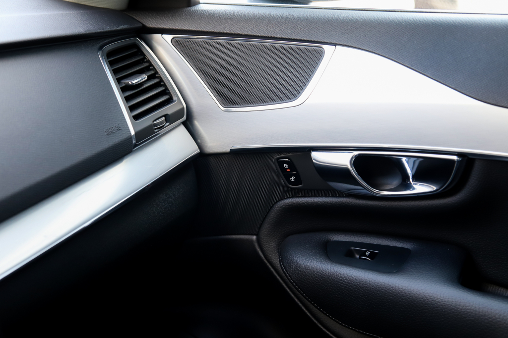 Volvo XC90 2015 photo 18