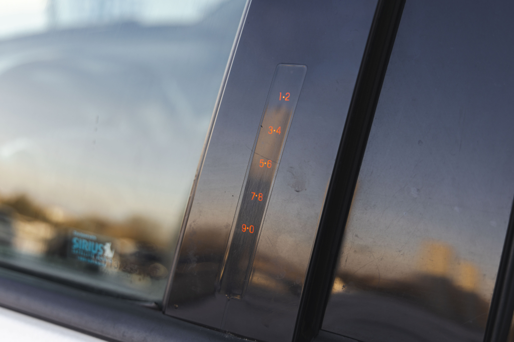 Ford Explorer XLT 2011 photo 10