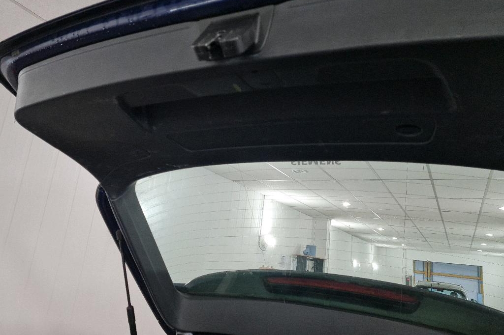 Audi A4 Avant 2017 фото 13