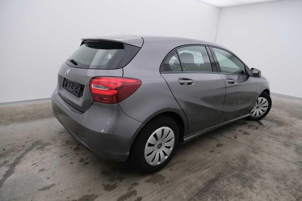 Mercedes-Benz A-Klasse 2017 photo 5