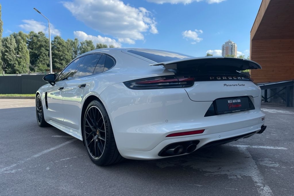 Porsche Panamera turbo 2017 фото 8