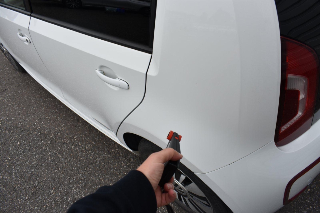 Volkswagen eUp! 2014 фото 16