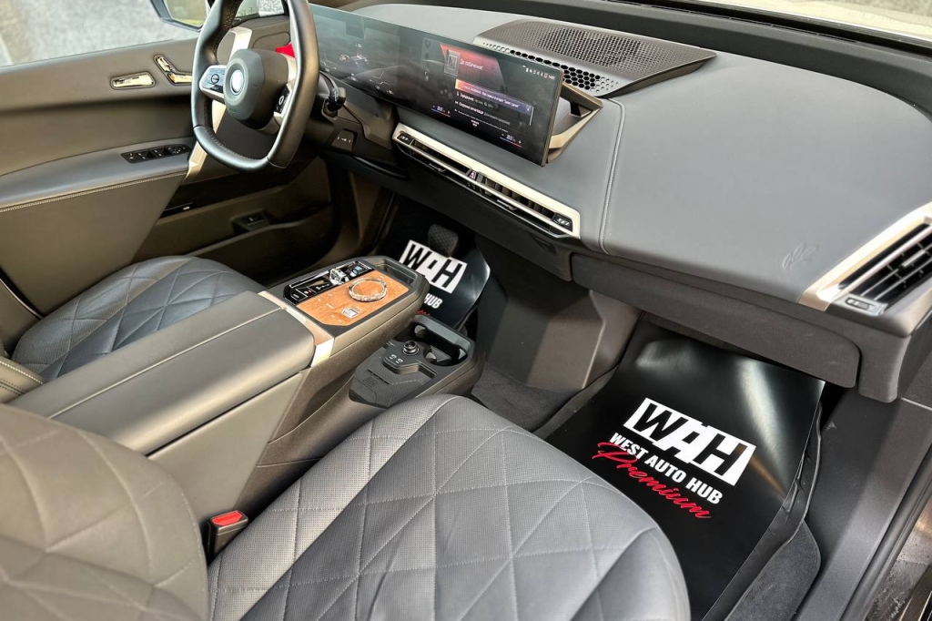 BMW iX xDrive40 2021 фото 14