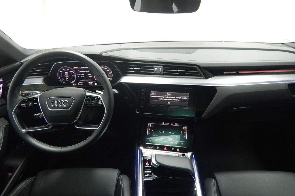 Audi e-tron Sportback 2020 фото 2