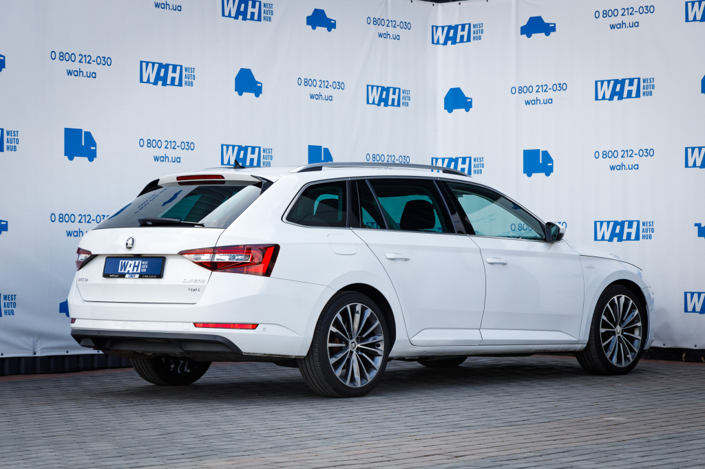Skoda Superb Laurin & Klement 4x4 2015 photo 4
