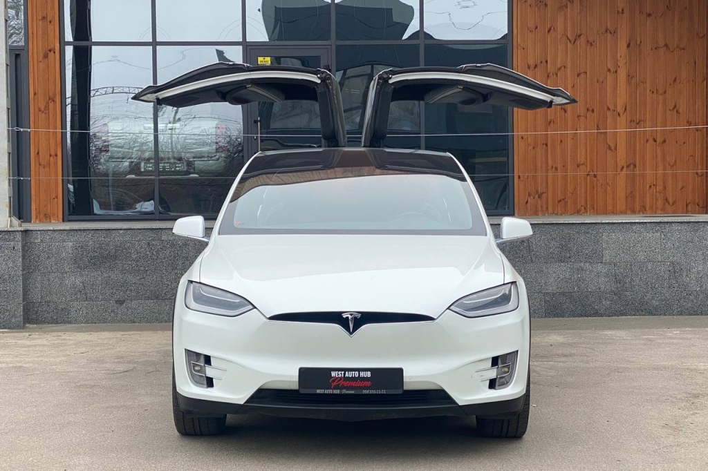 Tesla Model X 90D 2016 фото 1