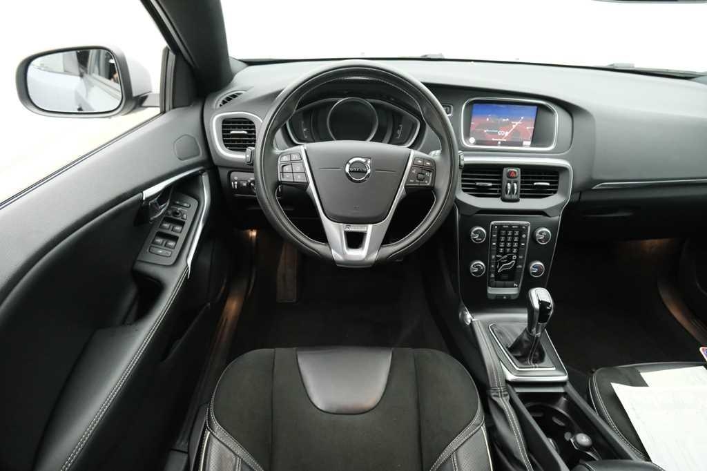 Volvo V40 2017 photo 4