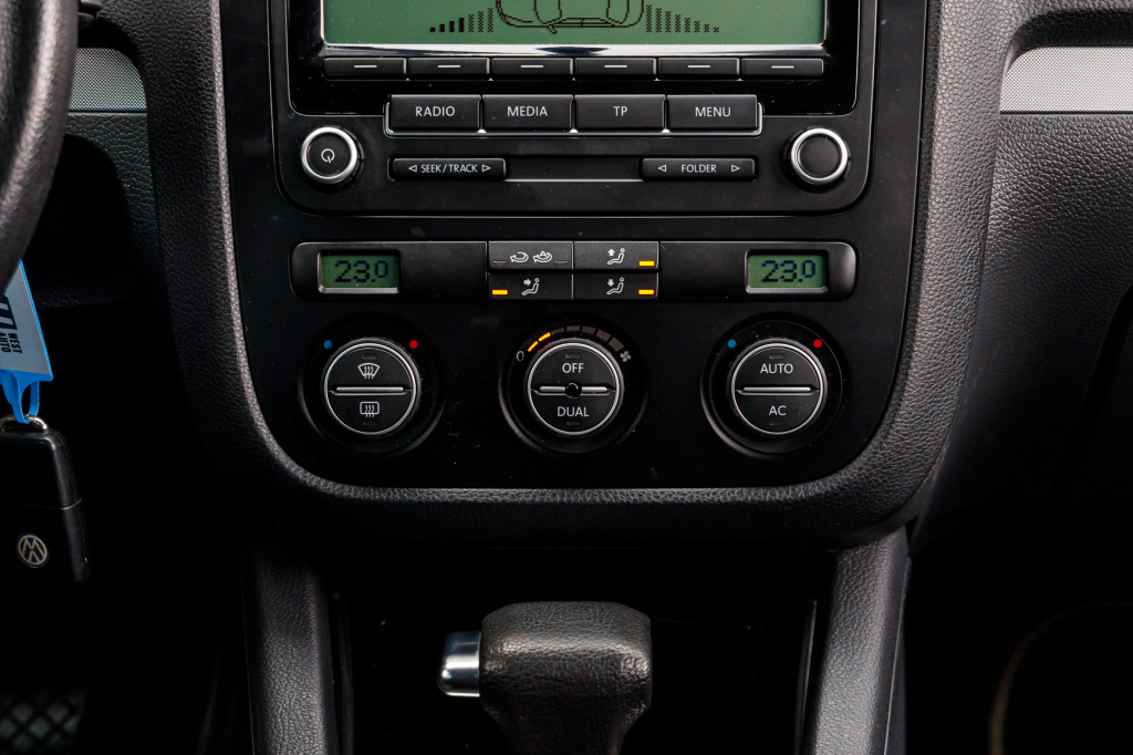 Volkswagen Jetta 2009 фото 11