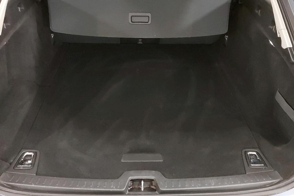 Volvo V90 2017 фото 23