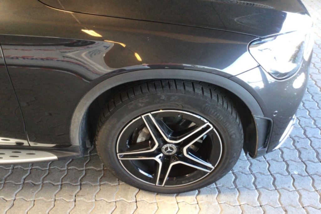 Mercedes-AMG GLC-Klasse 2021 photo 7