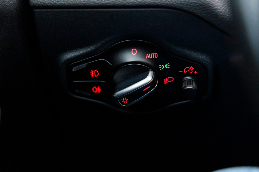 Audi Q5 Premium Plus 2010 фото 24