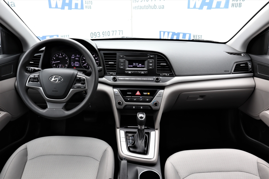 Hyundai Elantra SE 2017 photo 8