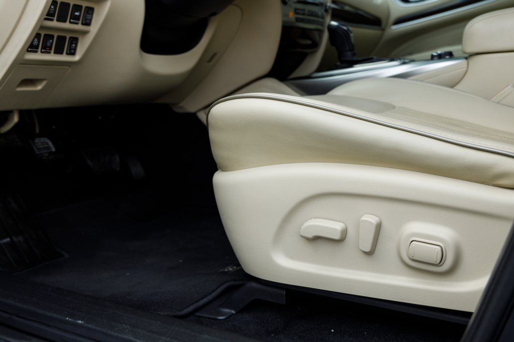 Infiniti QX60 HYBRID 2017 photo 28