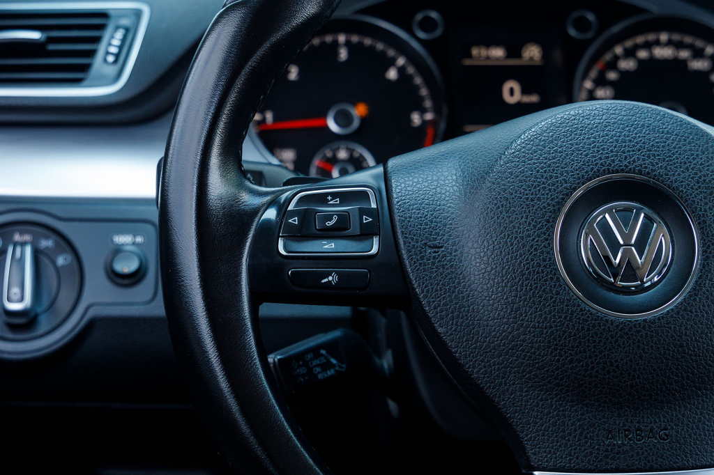 Volkswagen Passat Alltrack 2013 photo 13