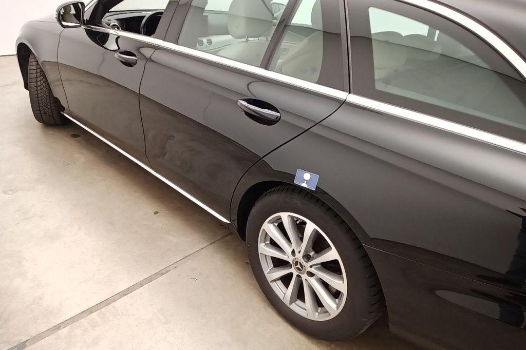 Mercedes-Benz E-Klasse 2018 фото 17