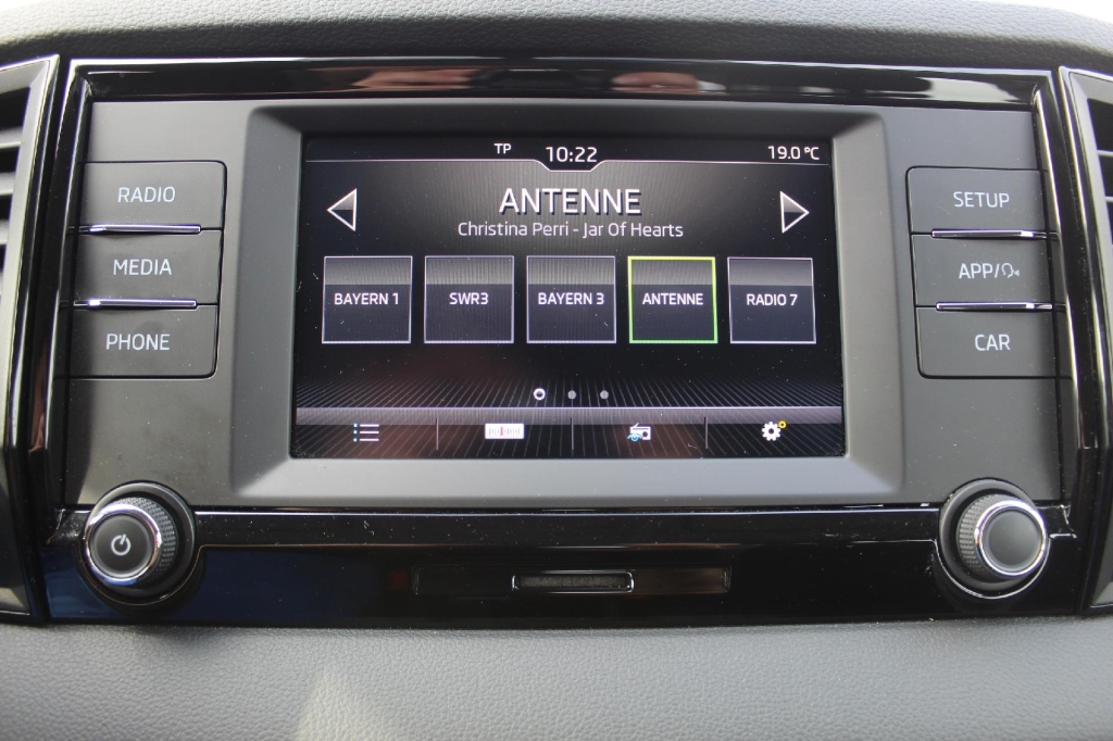 Skoda Karoq 2020 фото 6