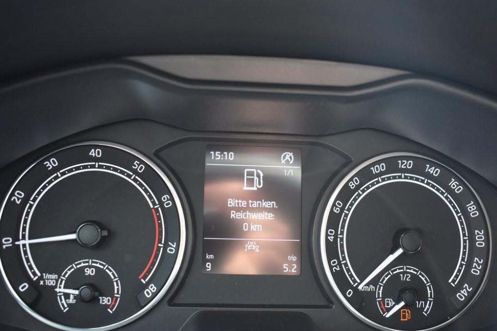 Skoda Scala 2021 photo 3