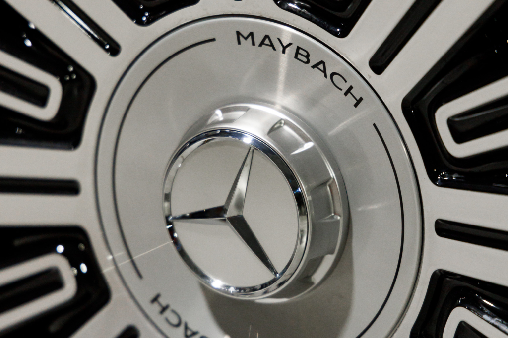 Mercedes-Benz Maybach GLS 600 2022 photo 60