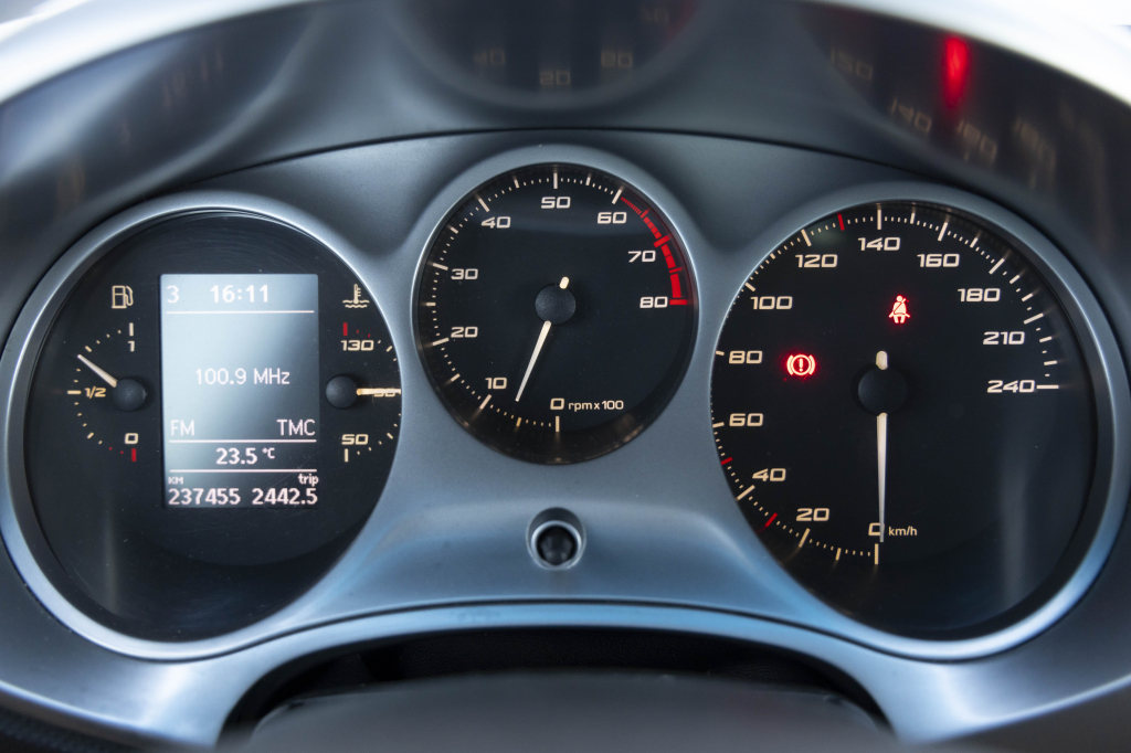 SEAT Leon 2011 фото 15