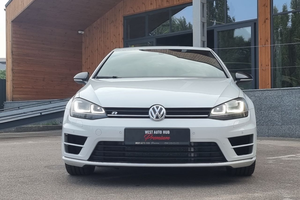 Volkswagen Golf R 2016 фото 1