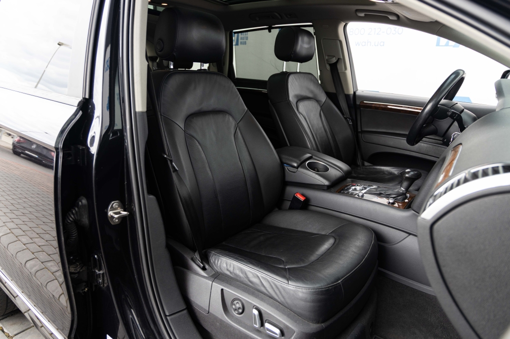 Audi Q7 2015 фото Audi Q7 2015 фото 20
