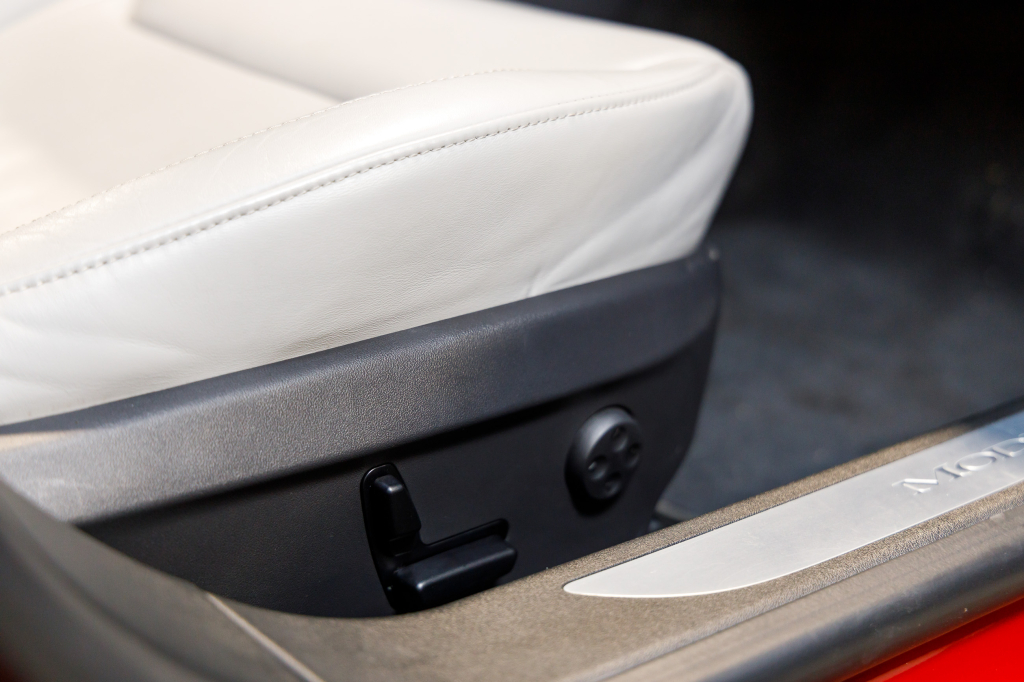 Tesla Model S 70D AWD 2016 фото 25