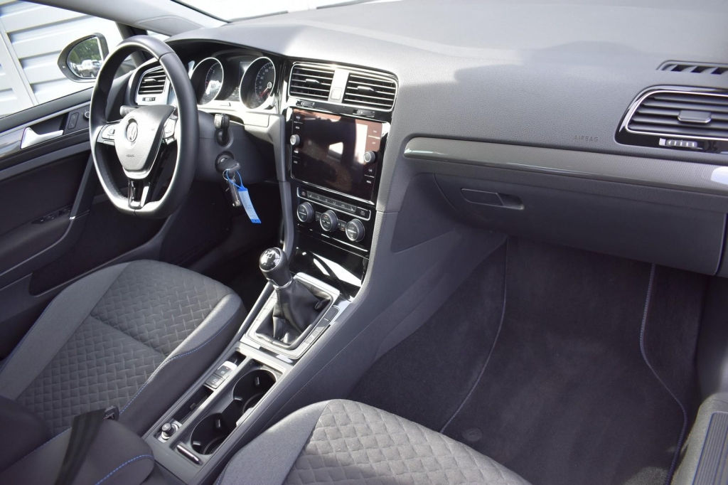 Volkswagen Golf 2018 фото 4